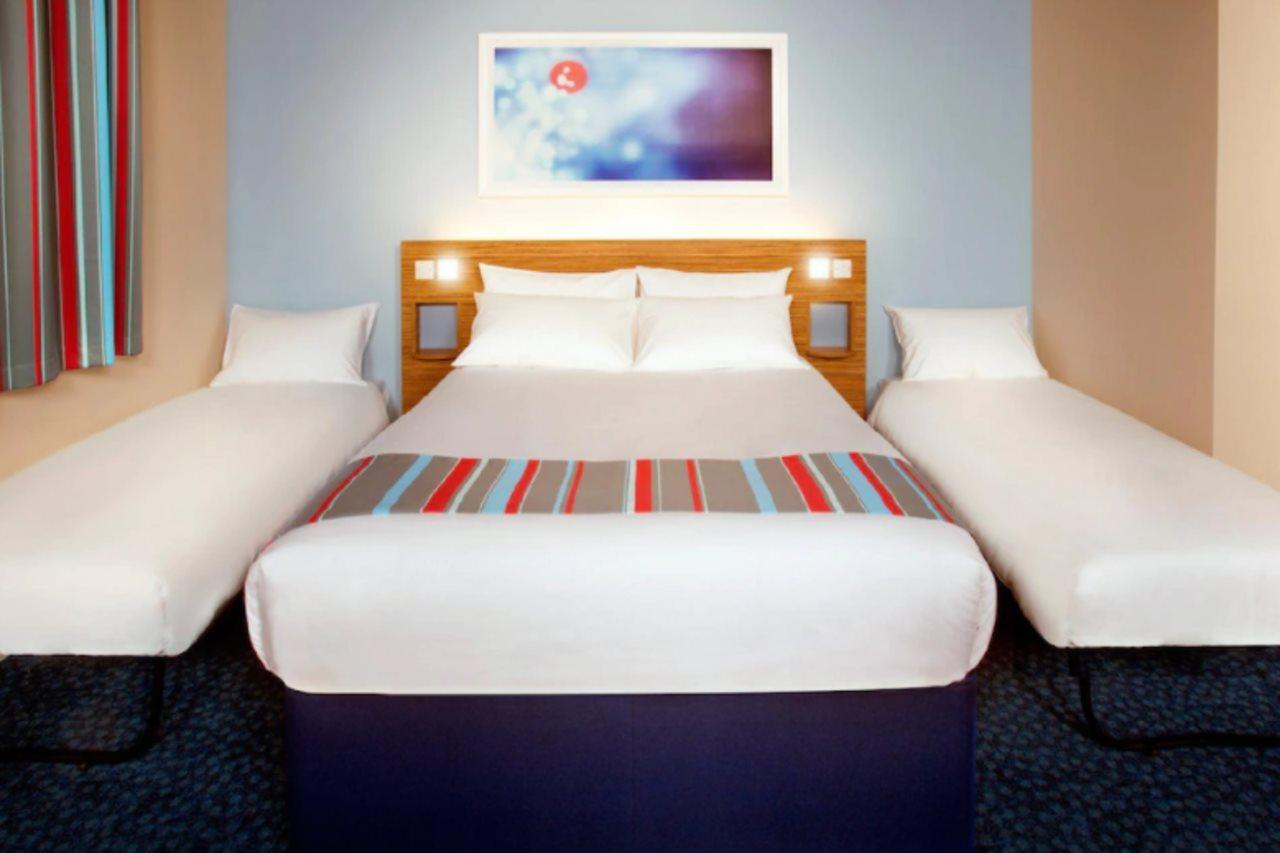 Travelodge Peterborough Alwalton Екстериор снимка
